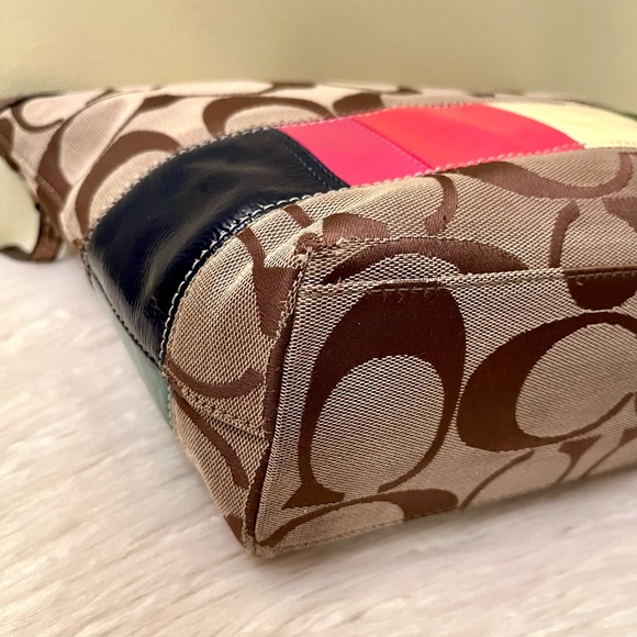 Coach Signature Print Rainbow Legacy Stripe Shoulder Bag - Picture 5 of 8